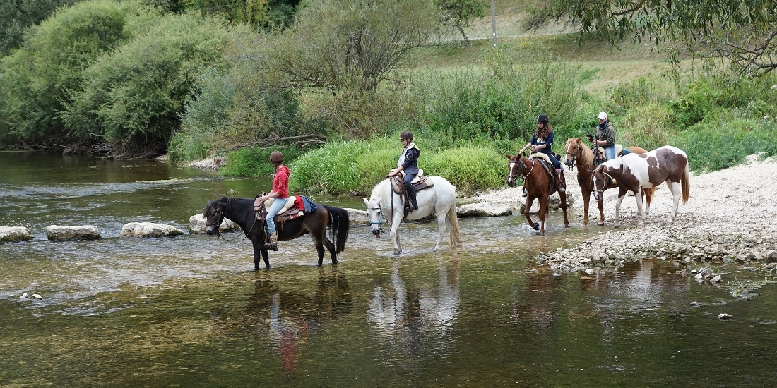 Rutas a caballo por el Valle de Las Caldas